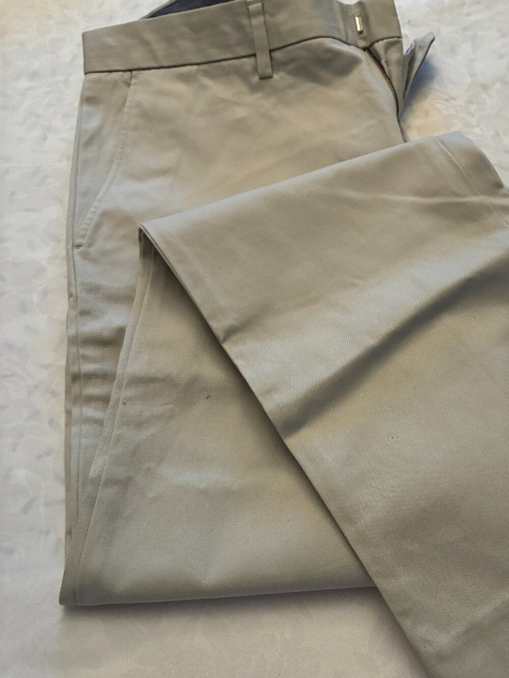 NEW.Pants. summer JCREW bowery slim sz 33x32 cream colour